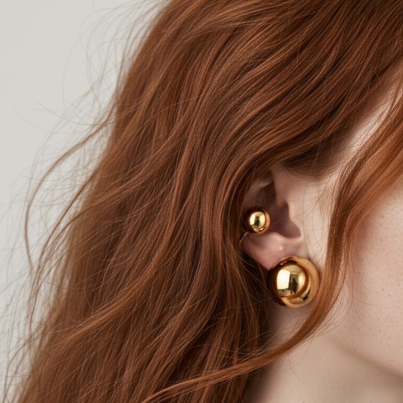 Piercing Órbita - Piercing de encaixe banhado a ouro